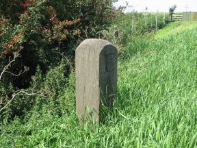 Greenwich Meridian Marker; England; Cambridgeshire; Doddinton